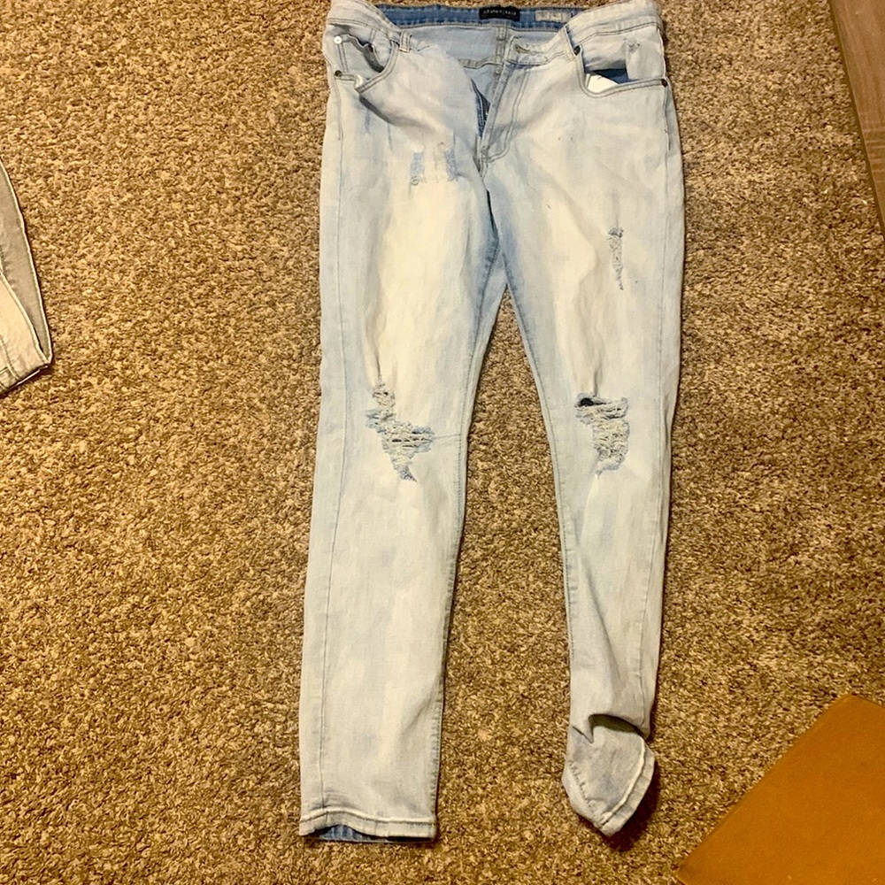 grey skinny pants